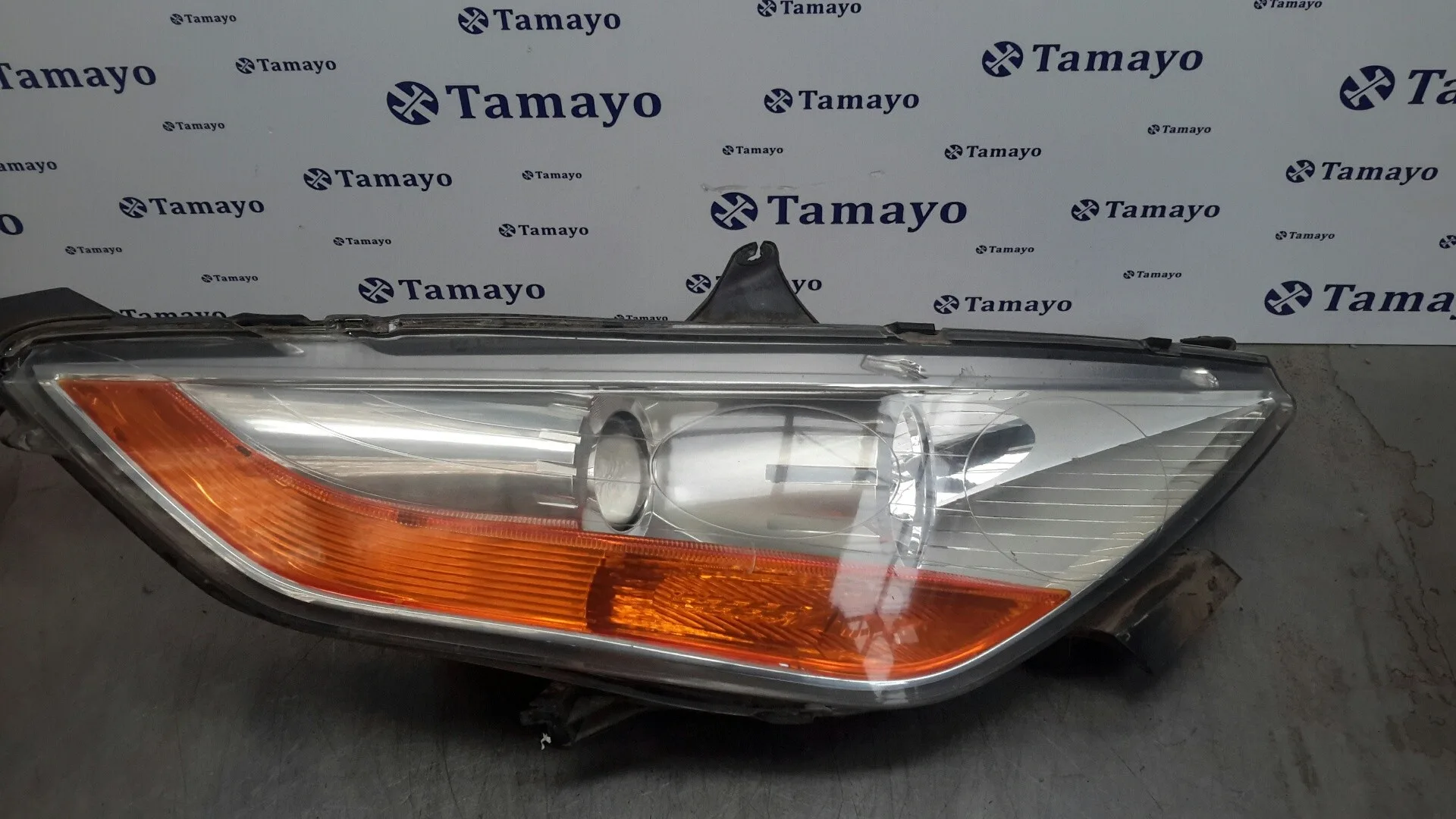 Faro Derecho para Tata Aria 4X4