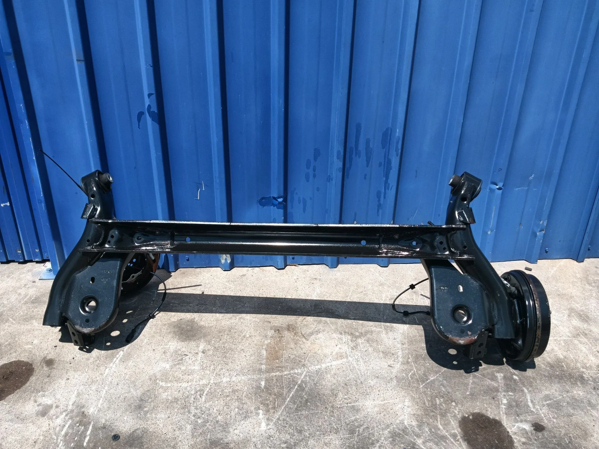 Puente Trasero para Ford Transit Courier