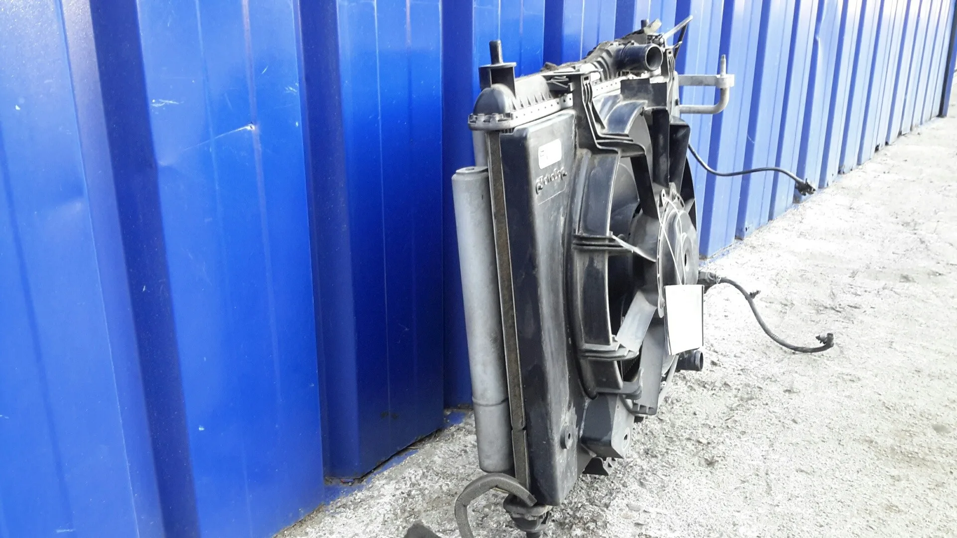 Condensador / Radiador Aire Acondicionado para Ford Fiesta (Cb1)