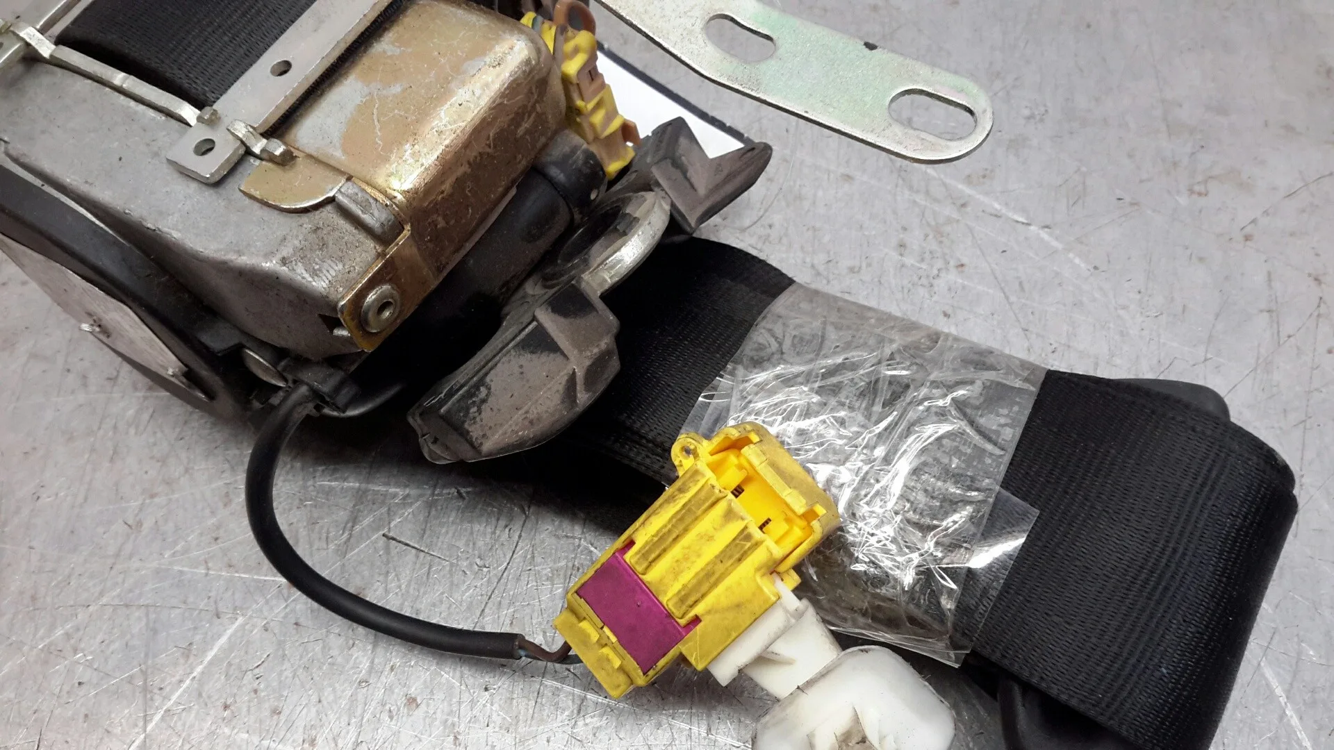 Cinturon Seguridad Delantero Derecho para Volkswagen Polo (9N3)