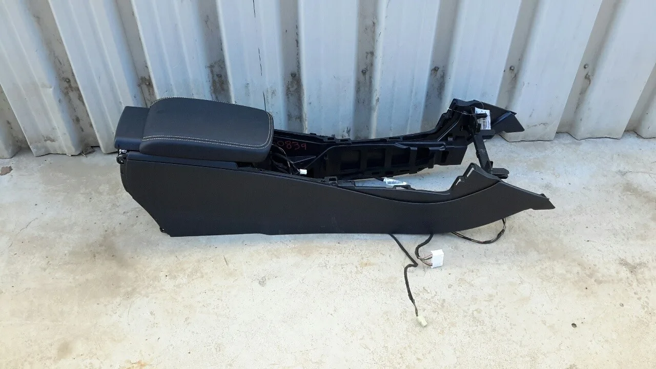 Apoyabrazos Central para Mercedes-Benz Clase A (W176)