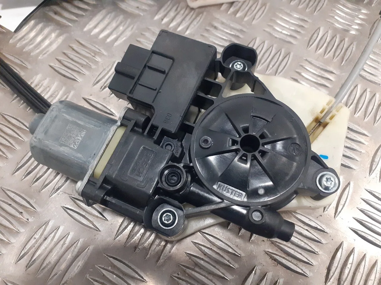 Elevalunas Trasero Derecho para Seat Leon (5F1)