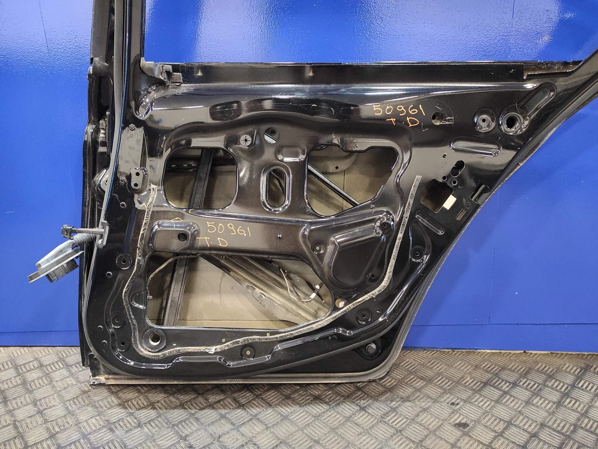 Puerta Trasera Derecha para Bmw Serie 5 Lim. (F10)