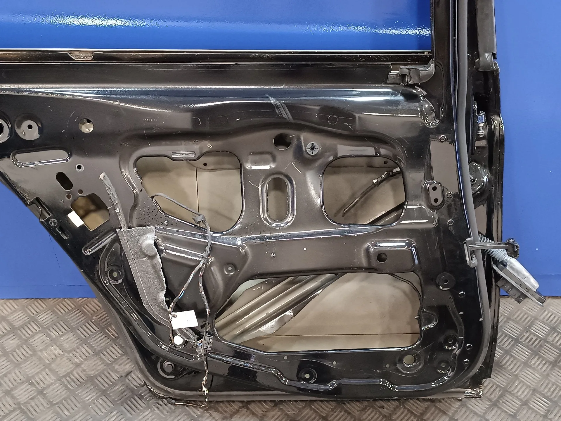 Puerta Trasera Izquierda para Bmw Serie 5 Lim. (F10)