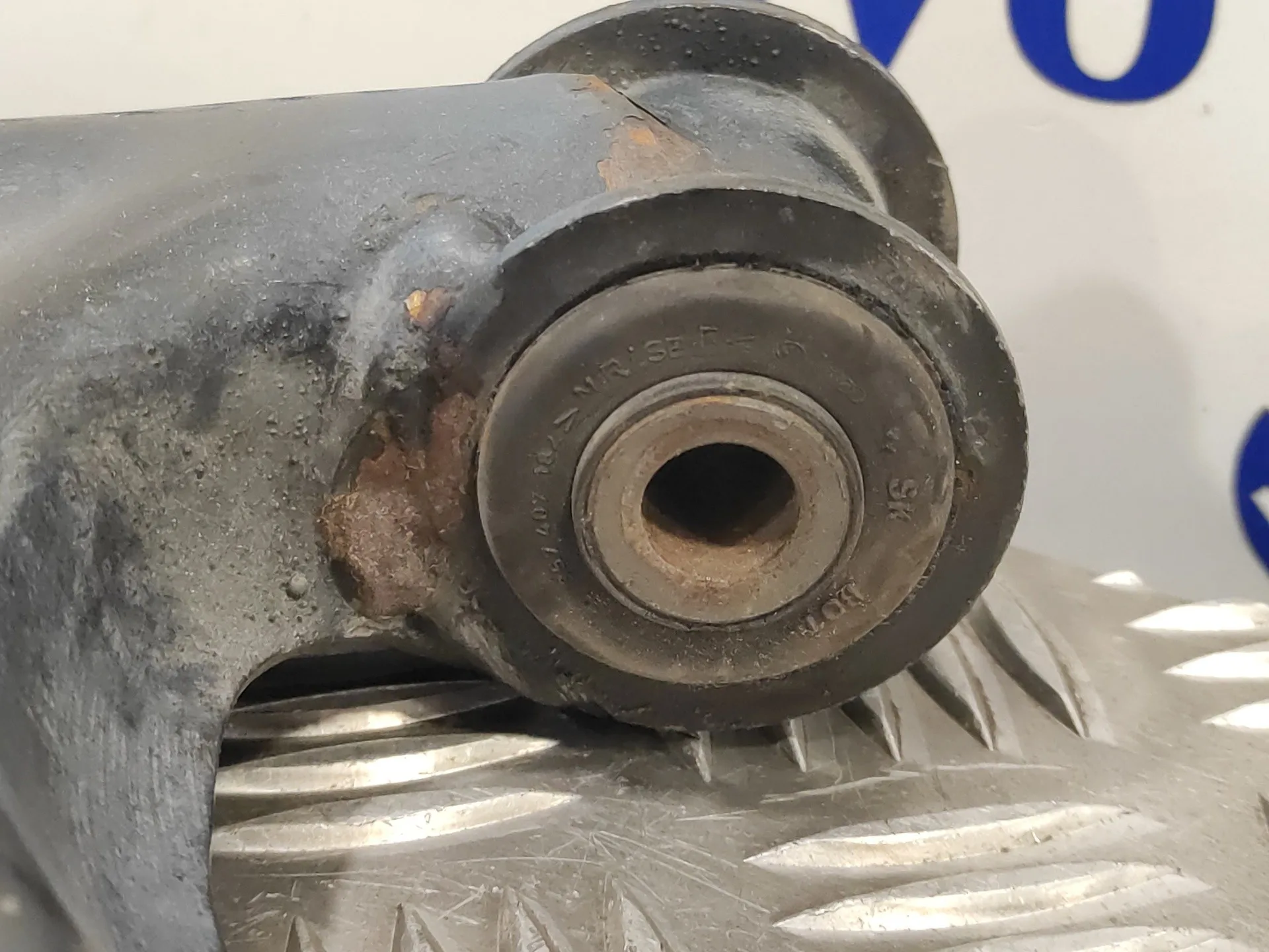 Brazo Suspension Inferior Delantero Izquierdo para Seat Ibiza Sc (6J1)