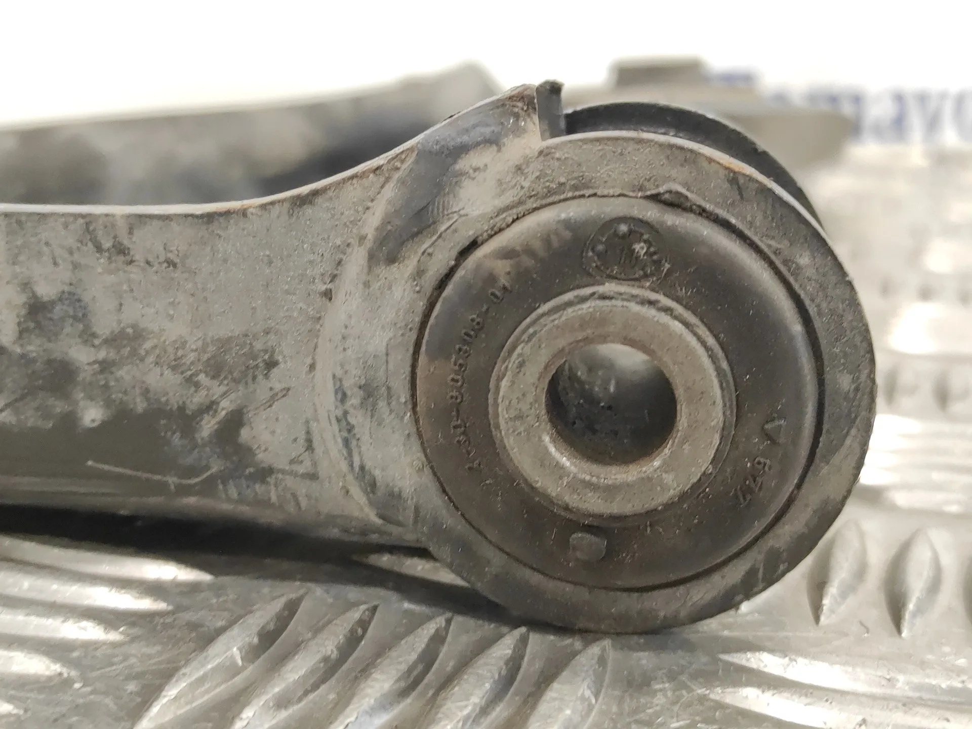Brazo Suspension Inferior Delantero Izquierdo para Seat Ibiza Sc (6J1)