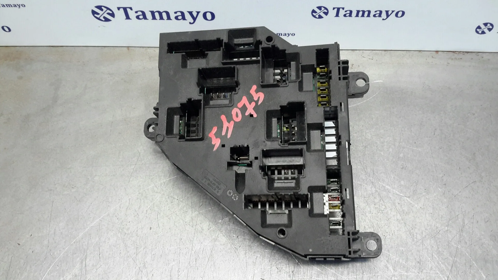 Caja Reles / Fusibles para Bmw X3 (F25)
