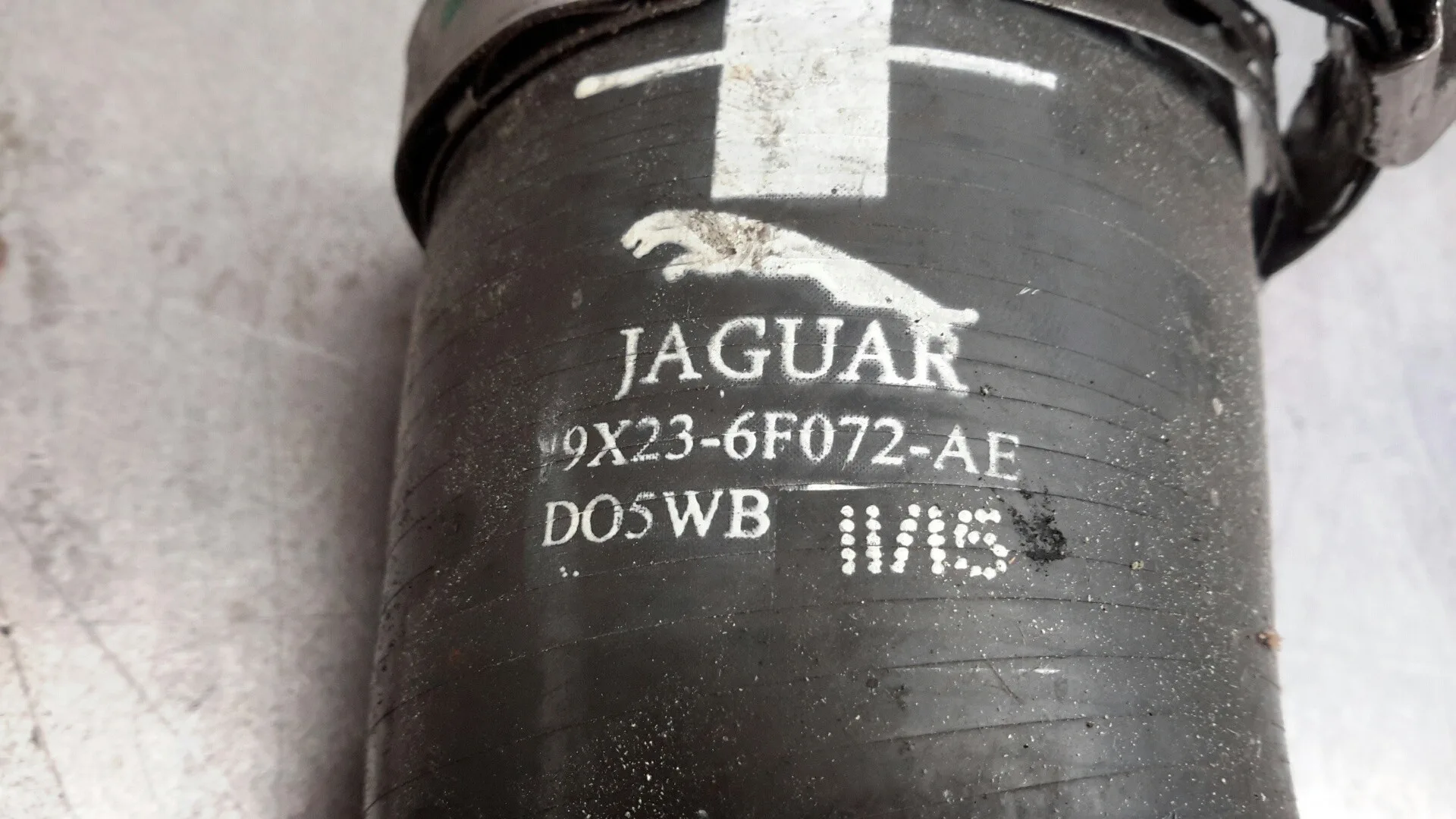 Tubo para Jaguar Xf