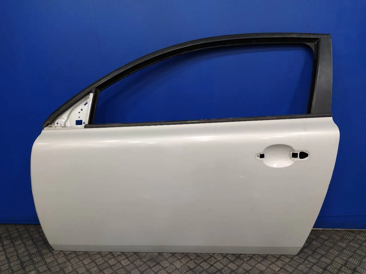 Puerta Delantera Izquierda para Volvo C30
