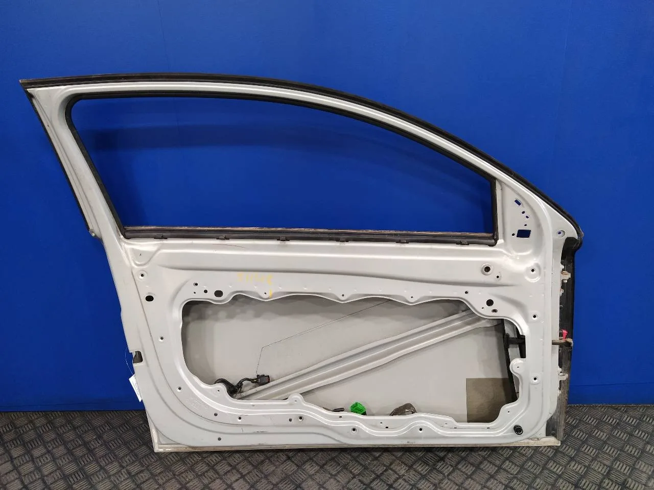 Puerta Delantera Izquierda para Volvo C30