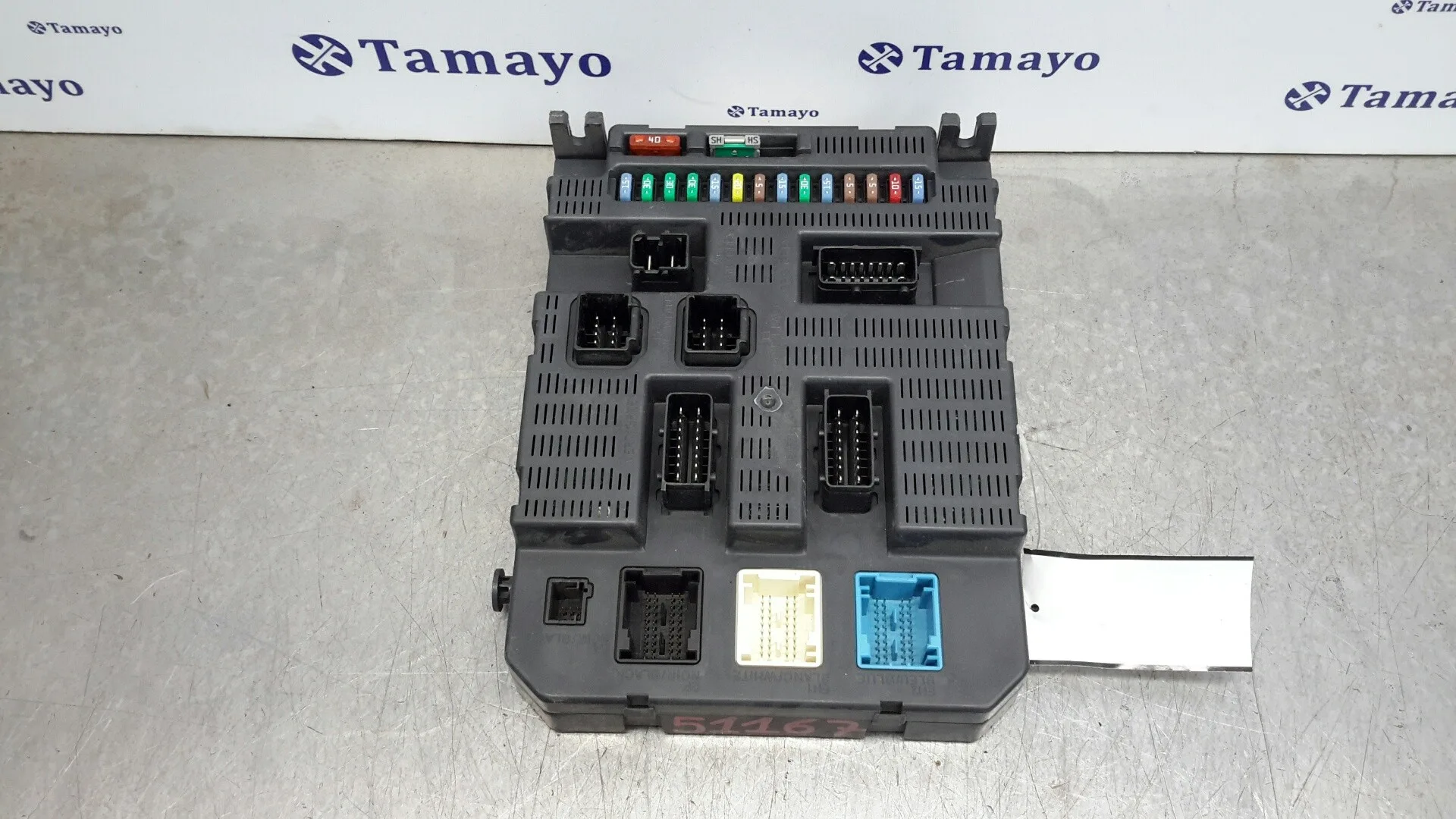 Caja Reles / Fusibles para Peugeot 308 Sw