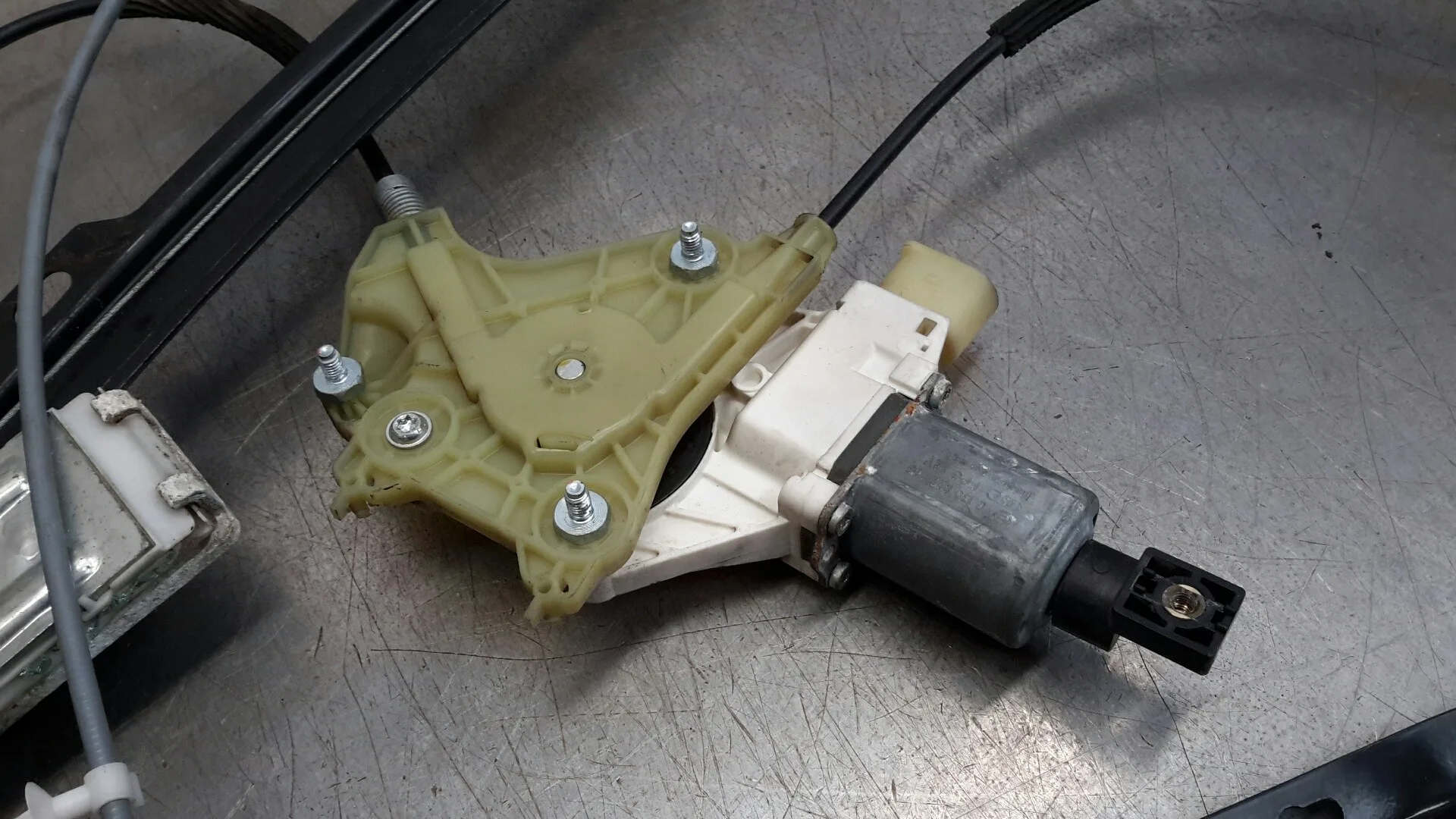 Elevalunas Delantero Derecho para Bmw Serie 3 Cabrio (E93)