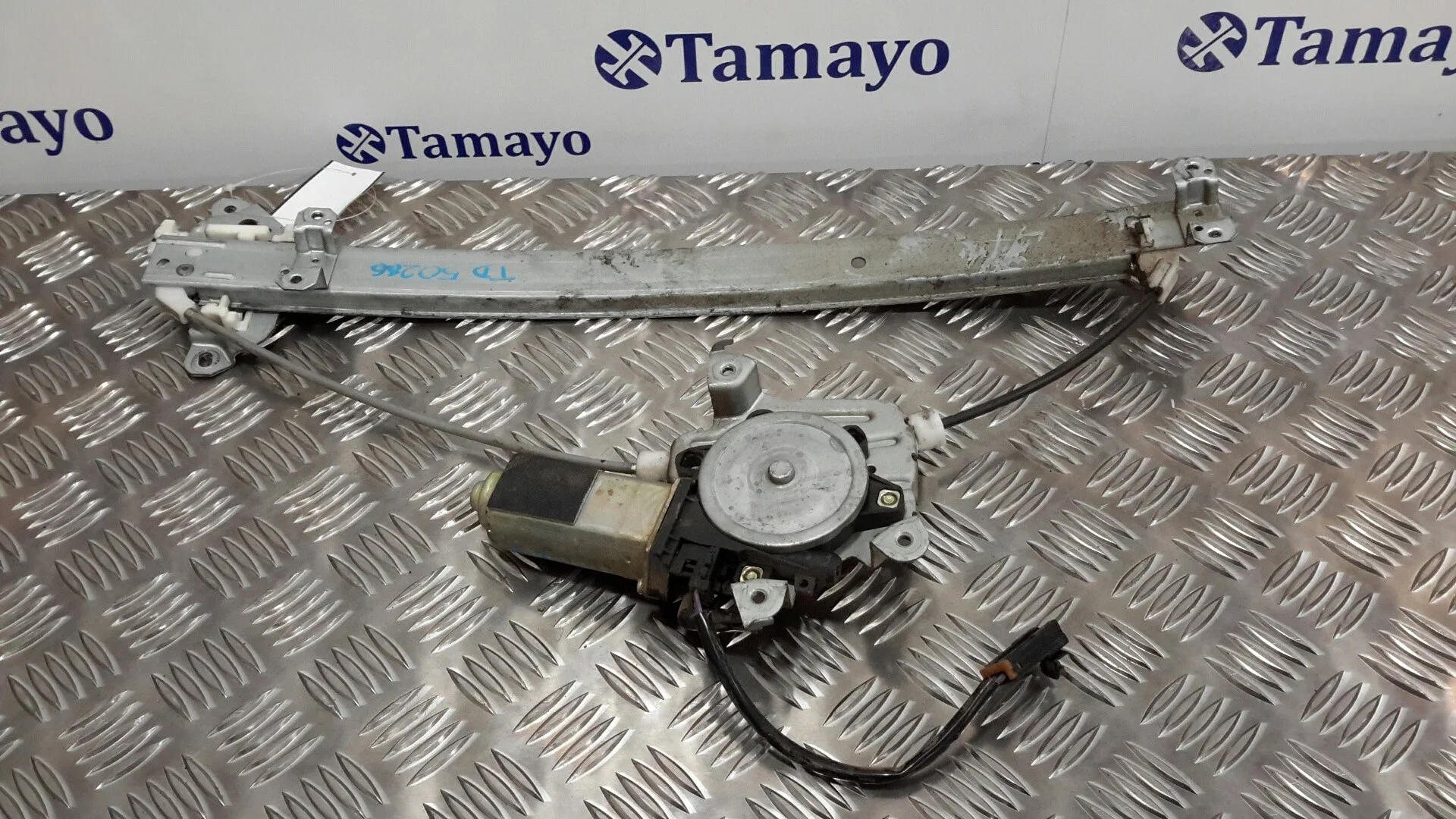 Elevalunas Trasero Derecho para Nissan Pick-Up (D22)