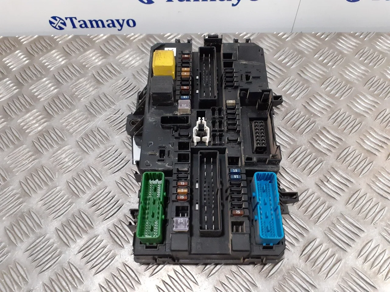 Caja Reles / Fusibles para Opel Astra H Berlina