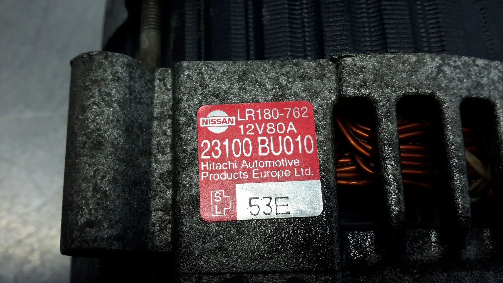 Alternador para Nissan Almera (N16/E)