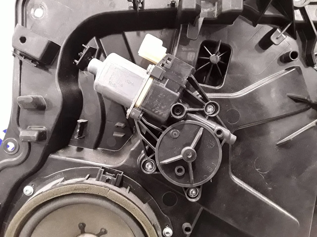 Elevalunas Delantero Derecho para Ford Fiesta (Cb1)
