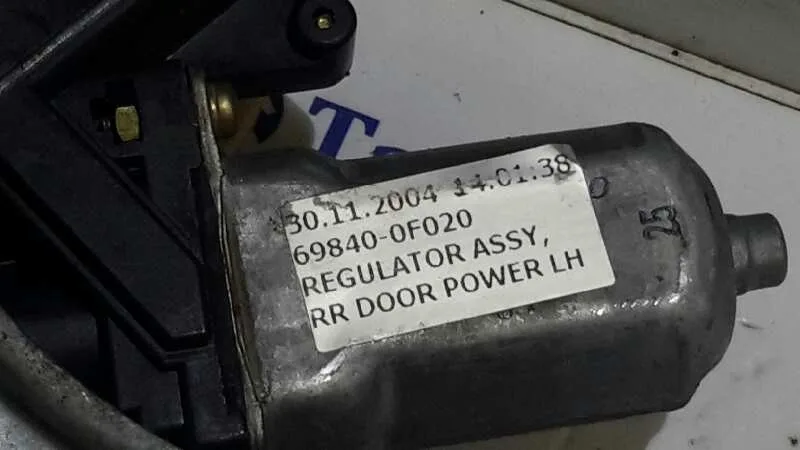 Elevalunas Trasero Izquierdo para Toyota Corolla Verso (E12)