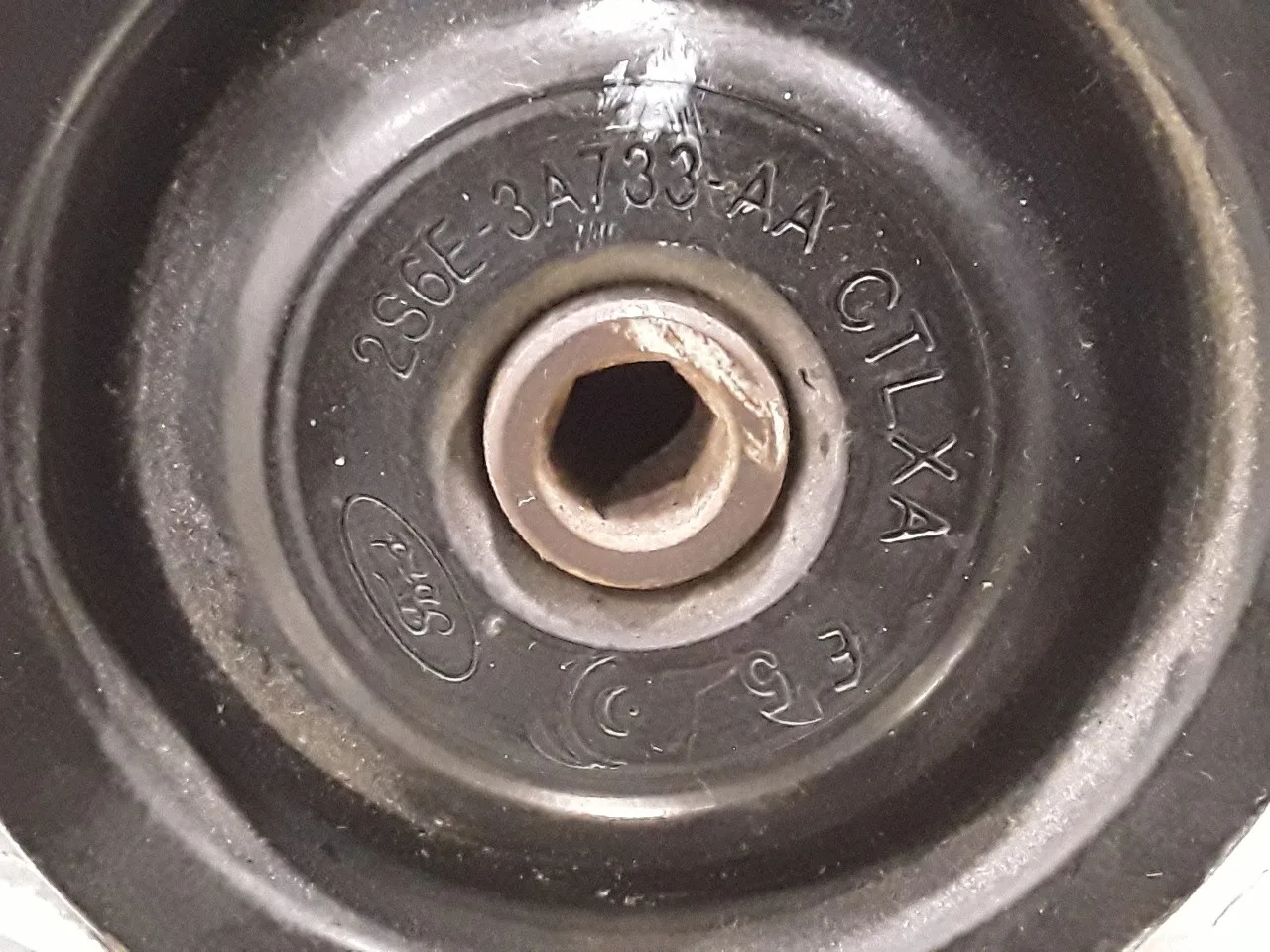 Bomba Direccion para Ford Fiesta (Cbk)
