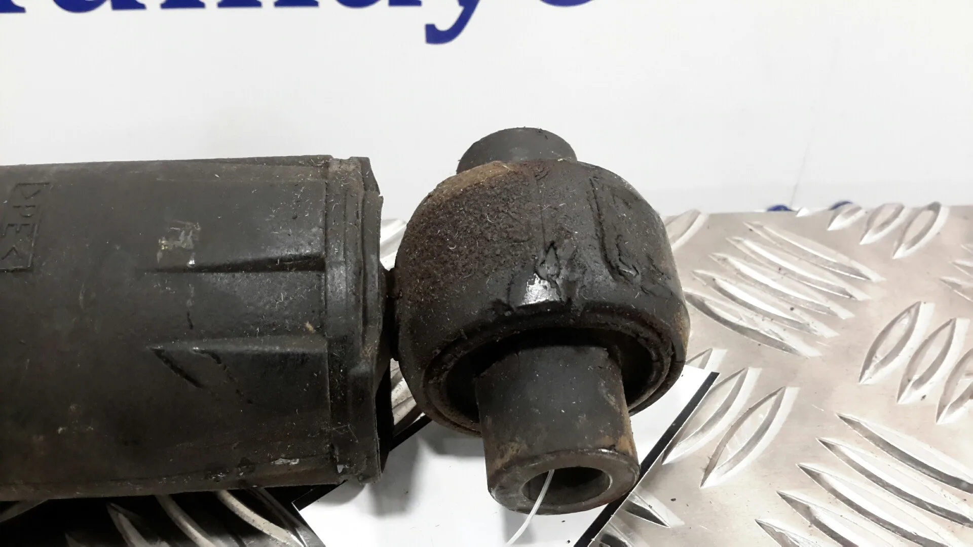 Amortiguador Trasero Derecho para Nissan Qashqai (J11)