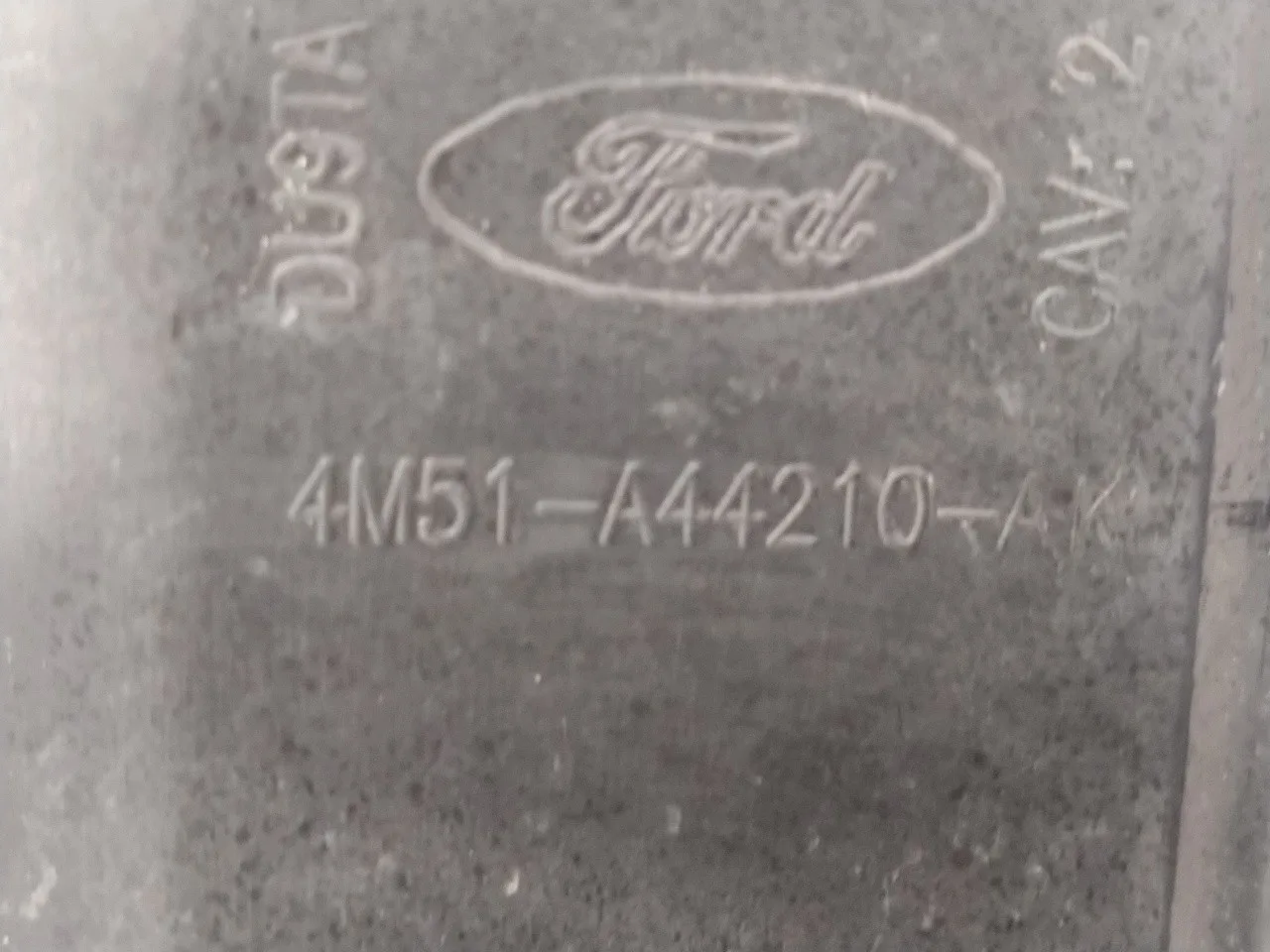 Aleron Trasero para Ford Focus Berlina (Cap)