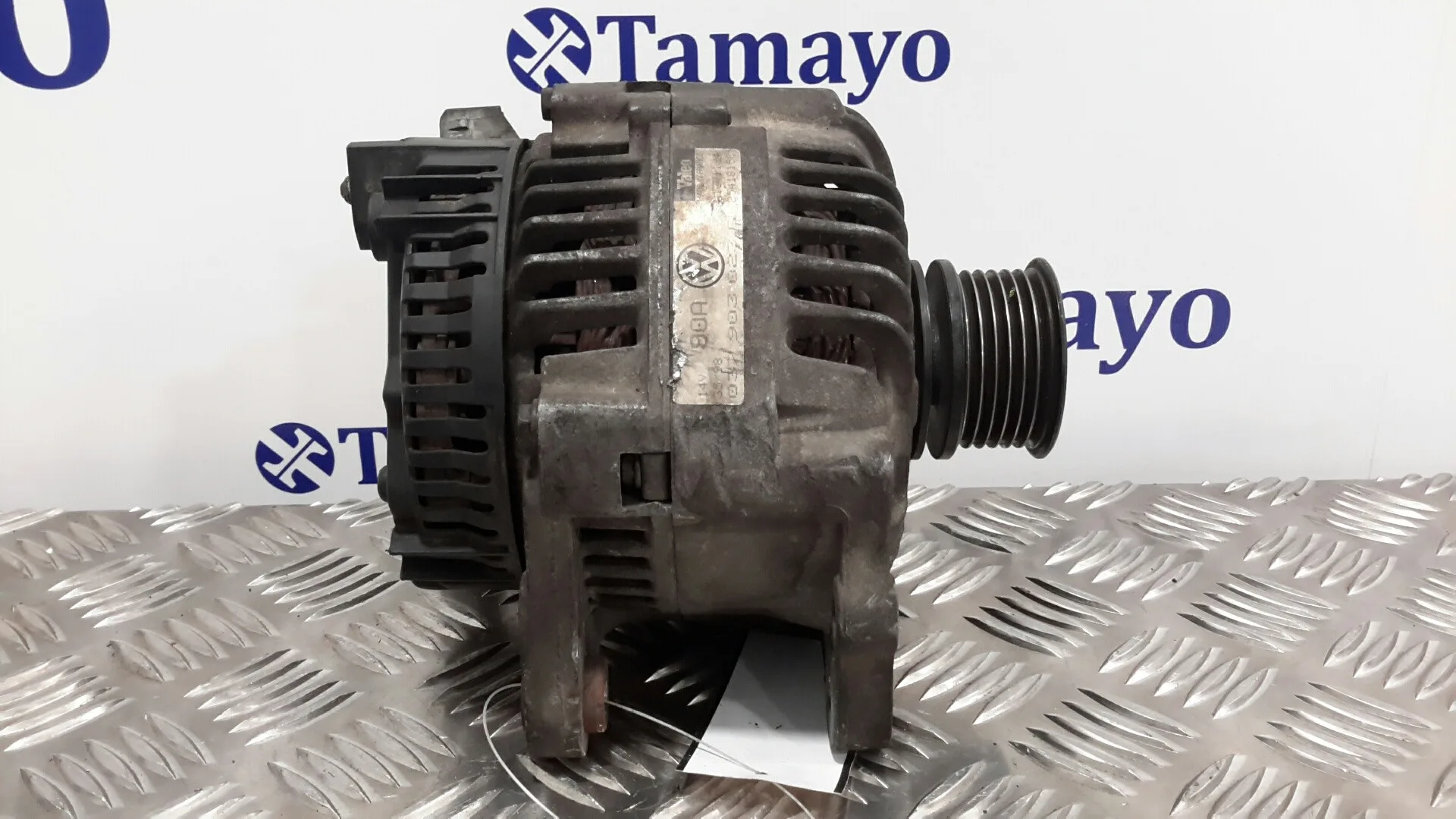 Alternador para Volkswagen Polo Berlina (6N1)