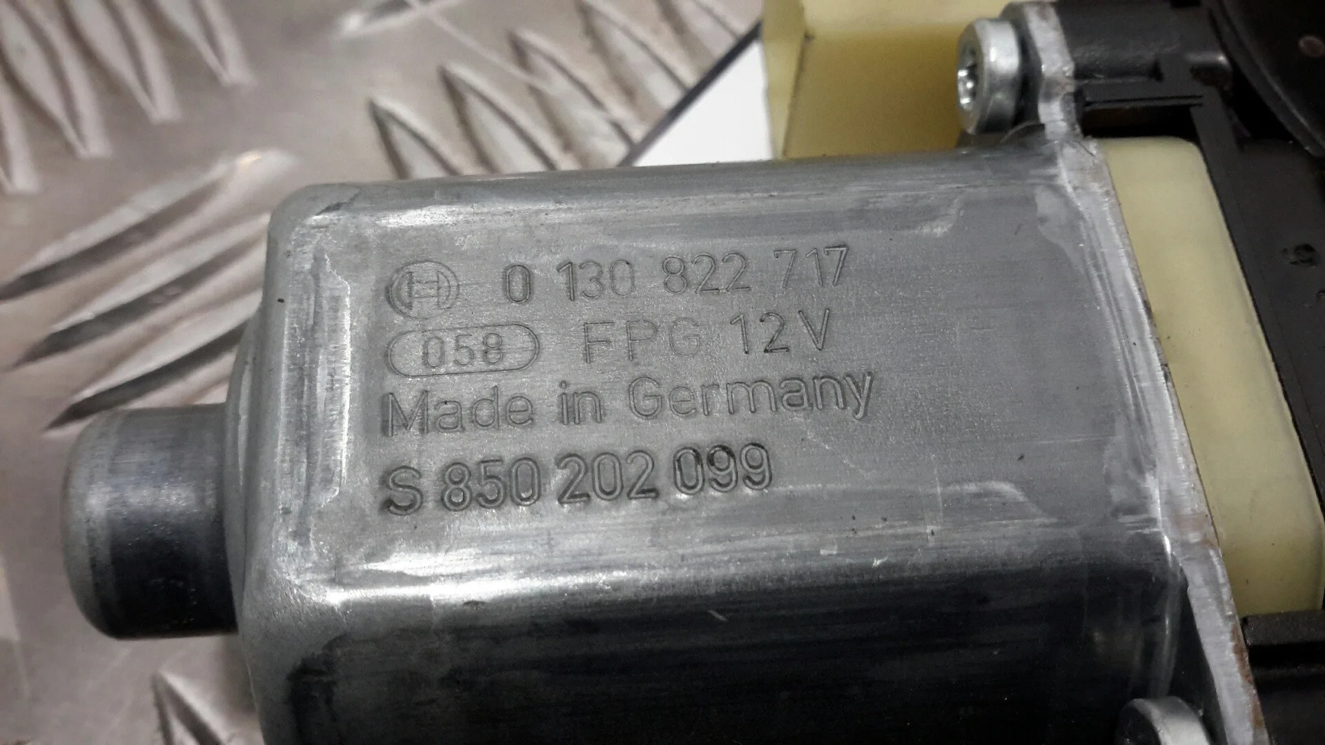 Elevalunas Delantero Izquierdo para Seat Leon (5F1)