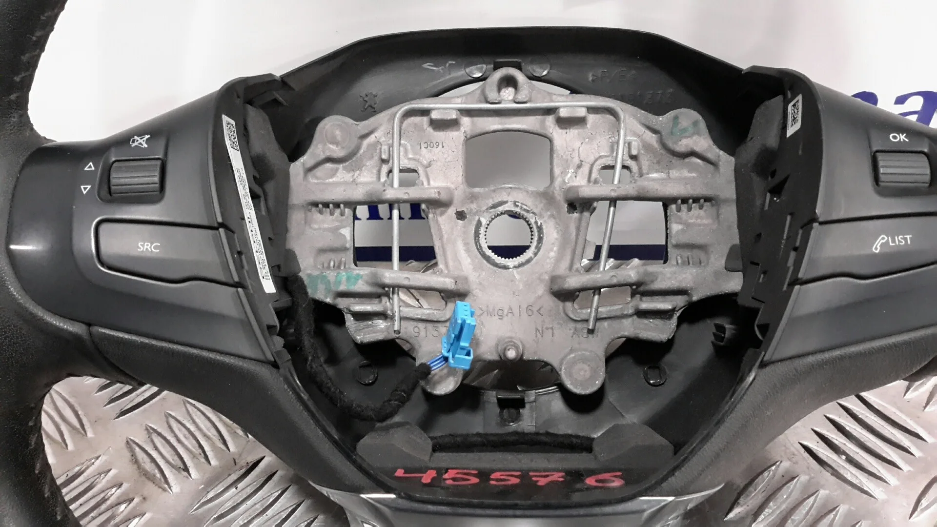 Volante para Peugeot 208