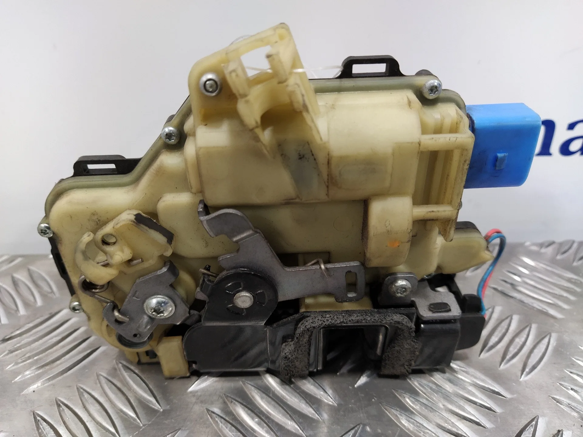 Cerradura Puerta Delantera Izquierda para Volkswagen Polo (9N3)