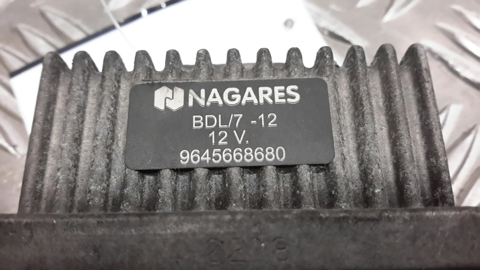 Caja Precalentamiento para Peugeot Bipper