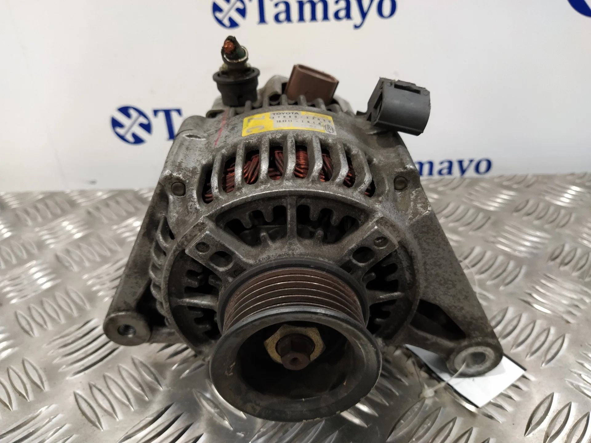 Alternador para Toyota Corolla (E12)