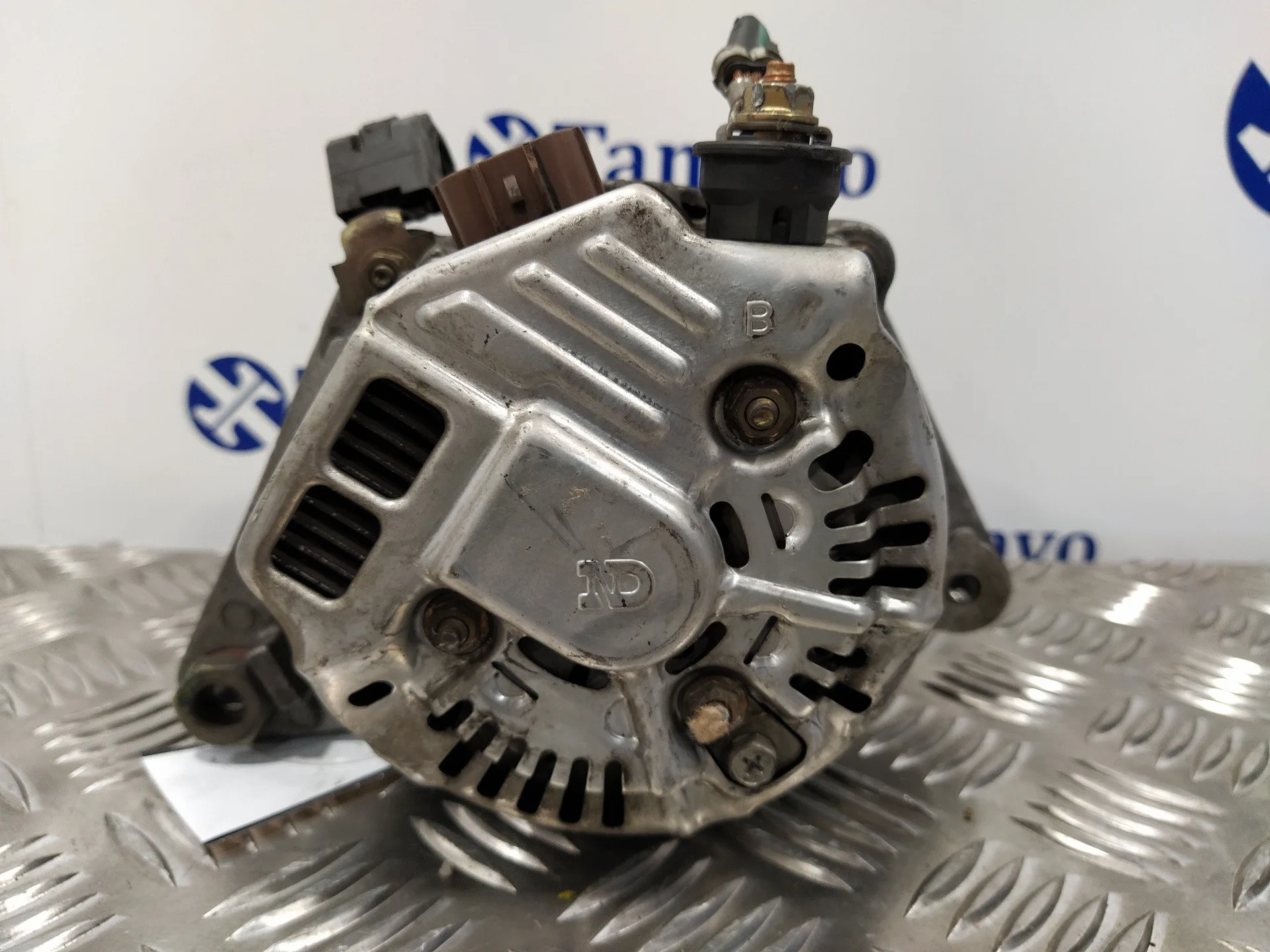 Alternador para Toyota Corolla (E12)