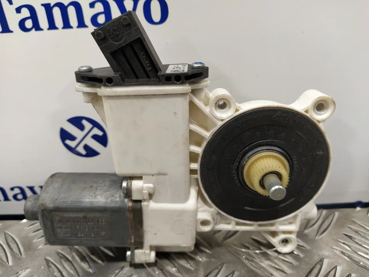 Motor Elevalunas Delantero Derecho para Opel Astra Twin Top