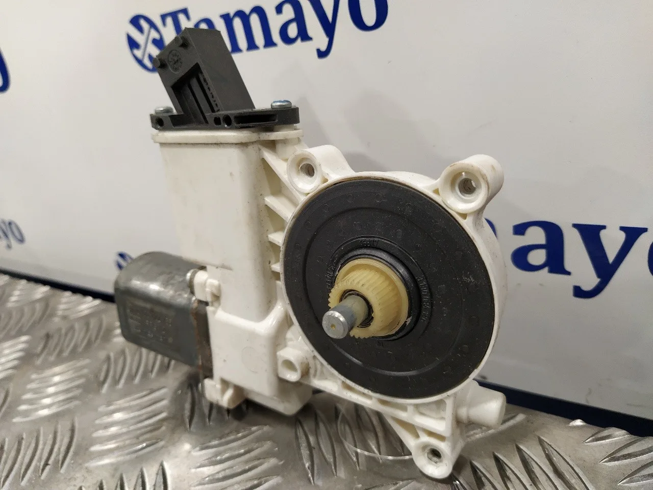Motor Elevalunas Delantero Derecho para Opel Astra Twin Top
