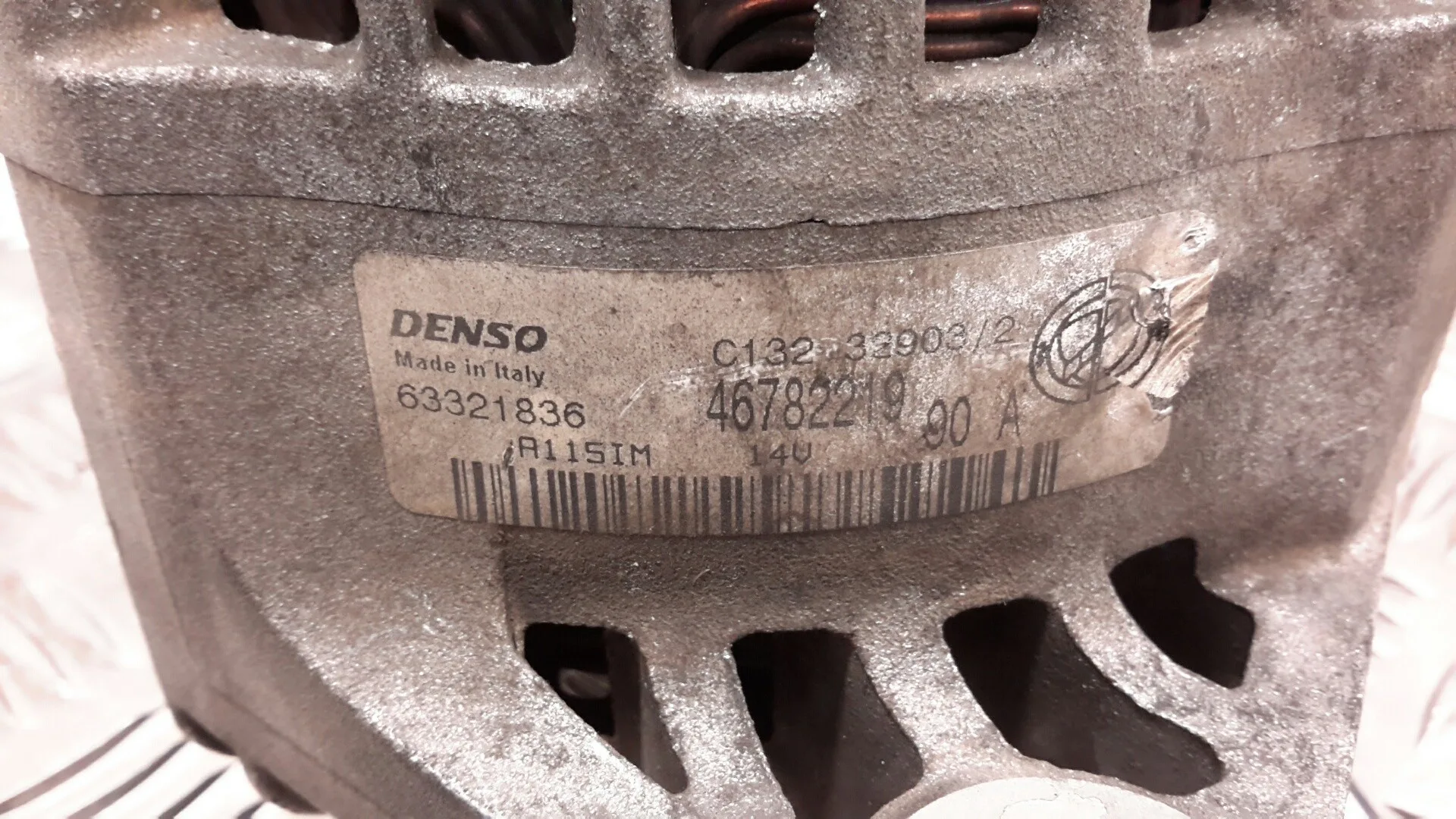 Alternador para Alfa Romeo 147 (190)