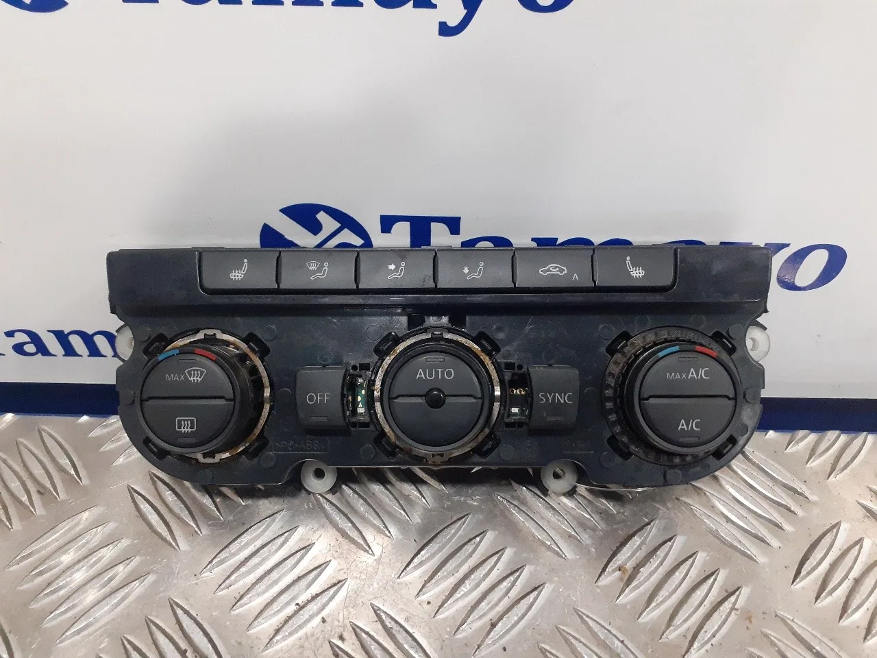 Mando Climatizador para Volkswagen Passat Cc (357)