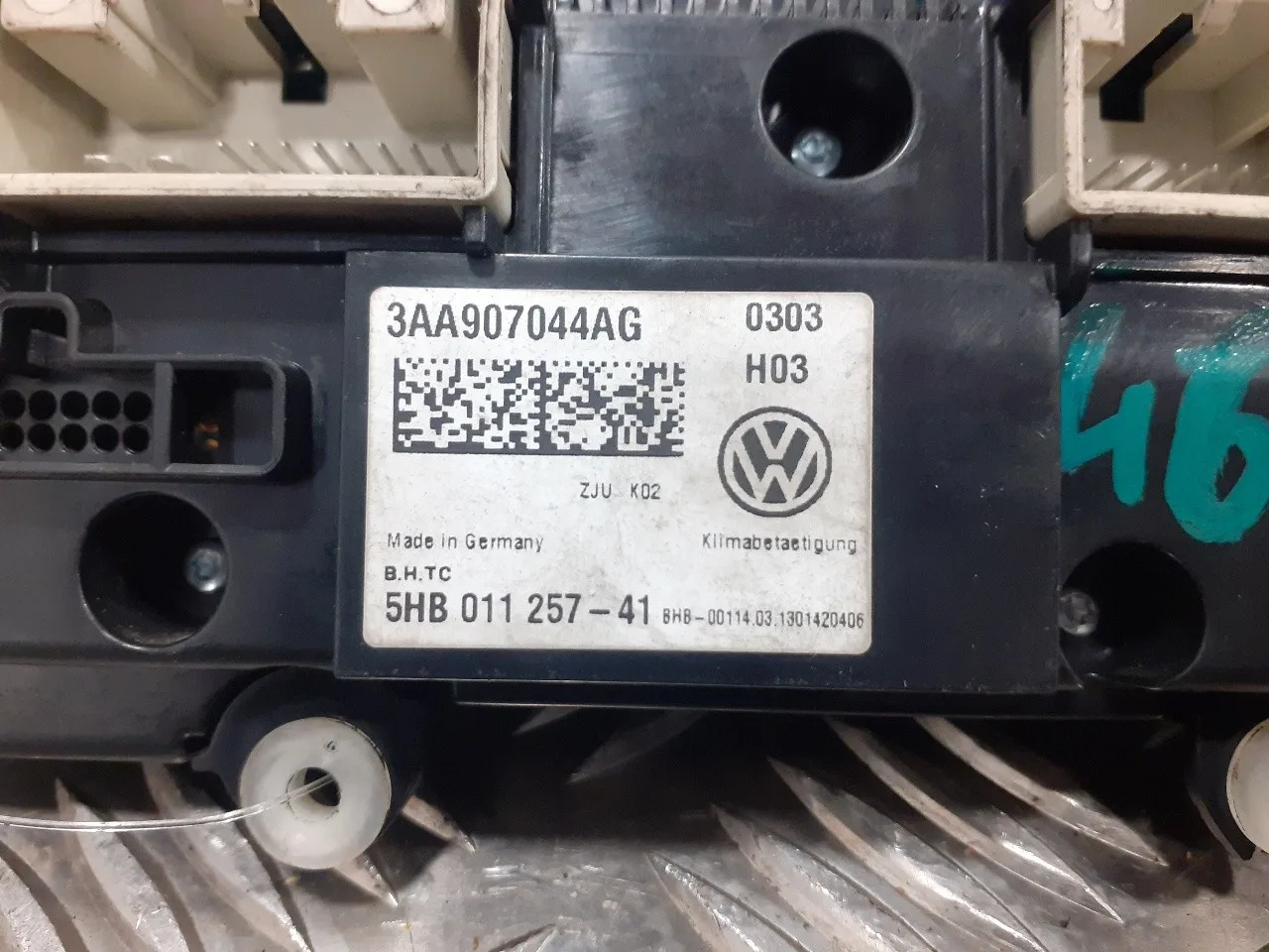 Mando Climatizador para Volkswagen Passat Cc (357)