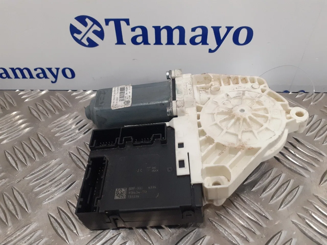 Motor Elevalunas Delantero Izquierdo para Volkswagen Passat Cc (357)