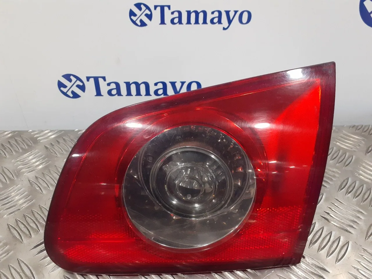 Piloto Trasero Derecho Interior para Volkswagen Passat Variant (3C5)