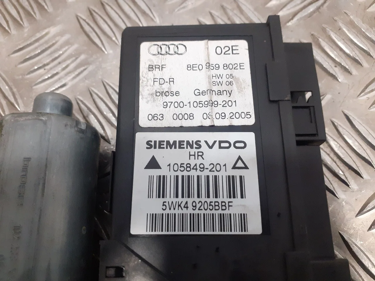 Motor Elevalunas Trasero Derecho para Audi A4 Avant (8E)