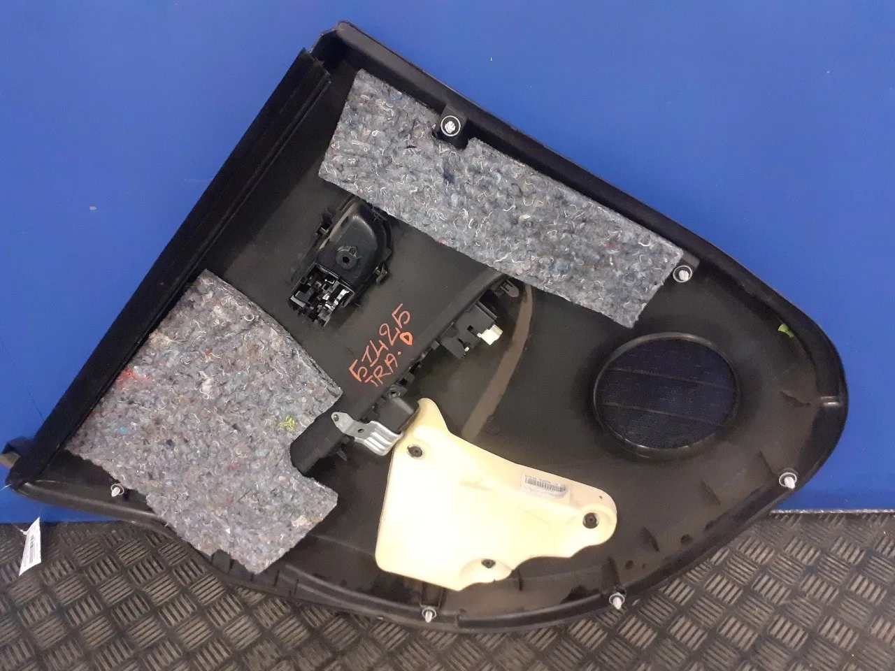 Guarnecido Puerta Trasera Derecha para Toyota Yaris