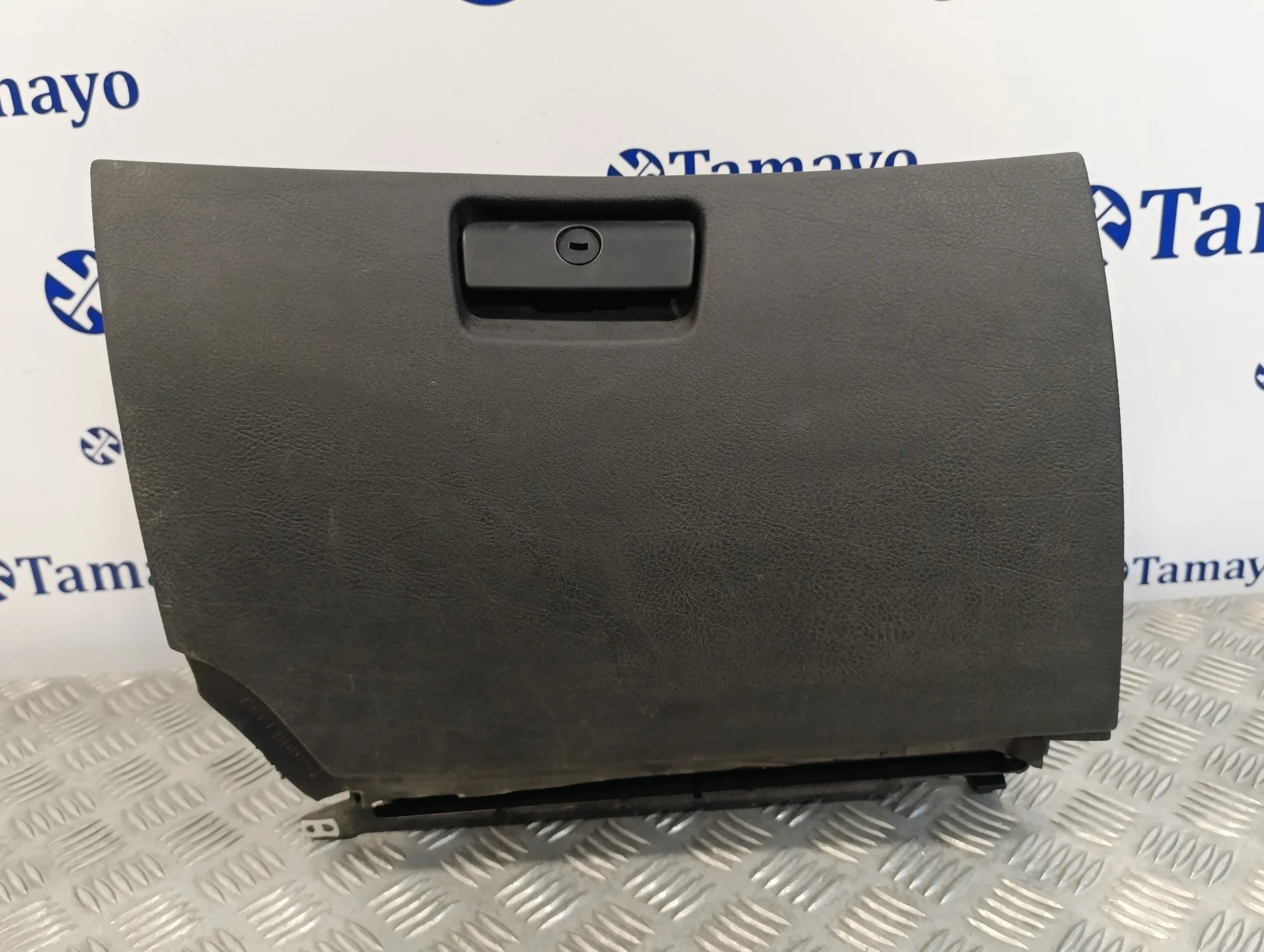 Guantera para Bmw X5 (E53)