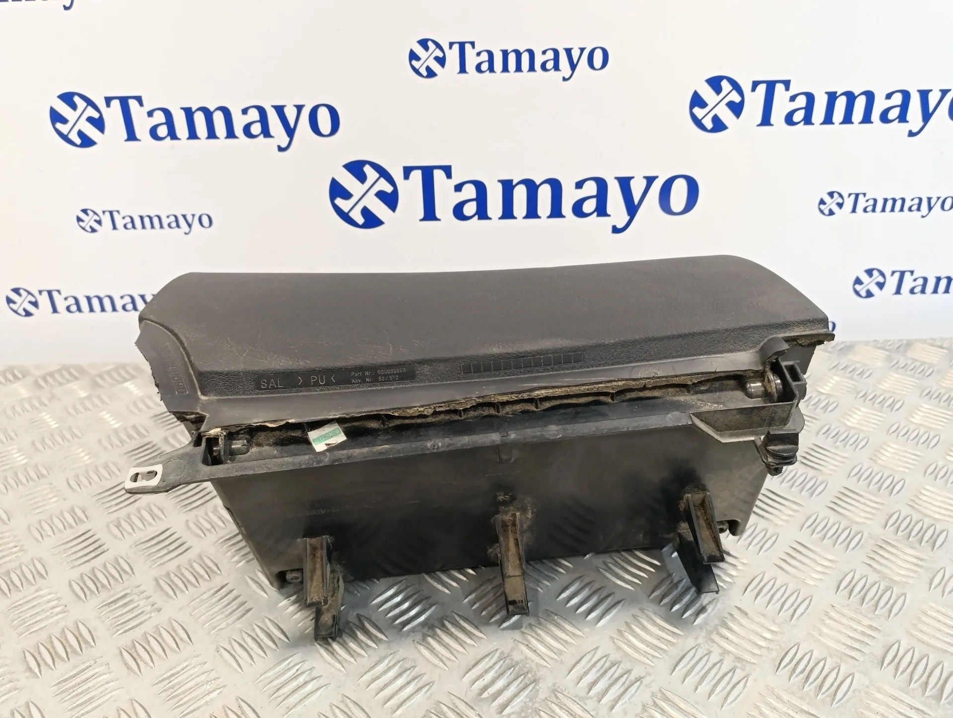 Guantera para Bmw X5 (E53)