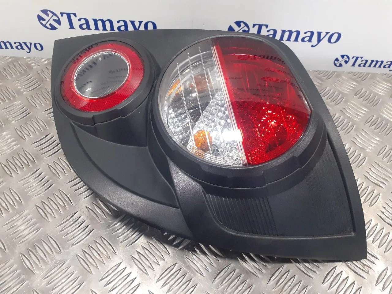 Piloto Trasero Derecho para Chevrolet Aveo