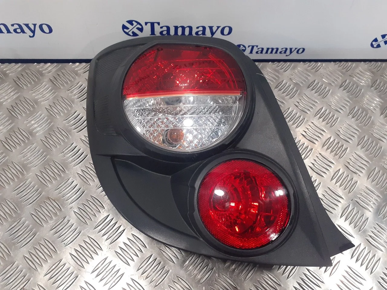 Piloto Trasero Izquierdo para Chevrolet Aveo
