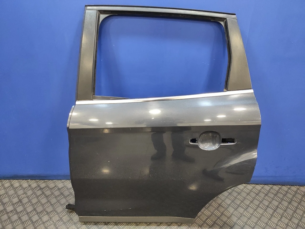Puerta Trasera Izquierda para Ford Kuga (Cbv)