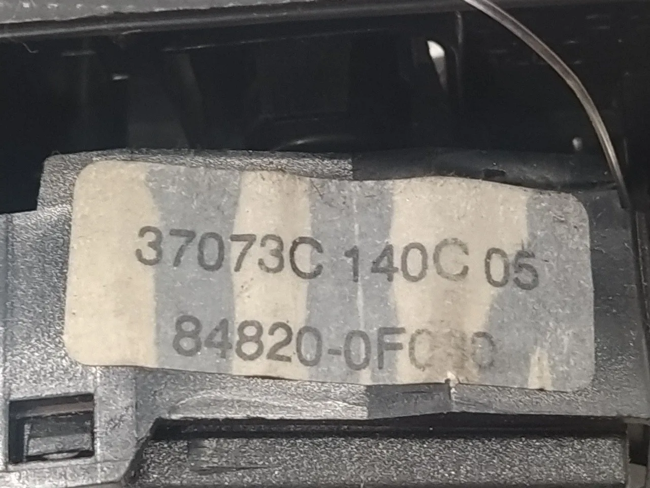 Mando Elevalunas Delantero Izquierdo para Toyota Corolla Verso (R1)