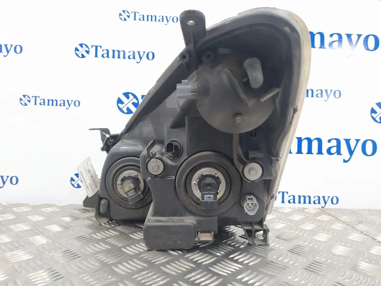 Faro Derecho para Toyota Corolla Verso (R1)