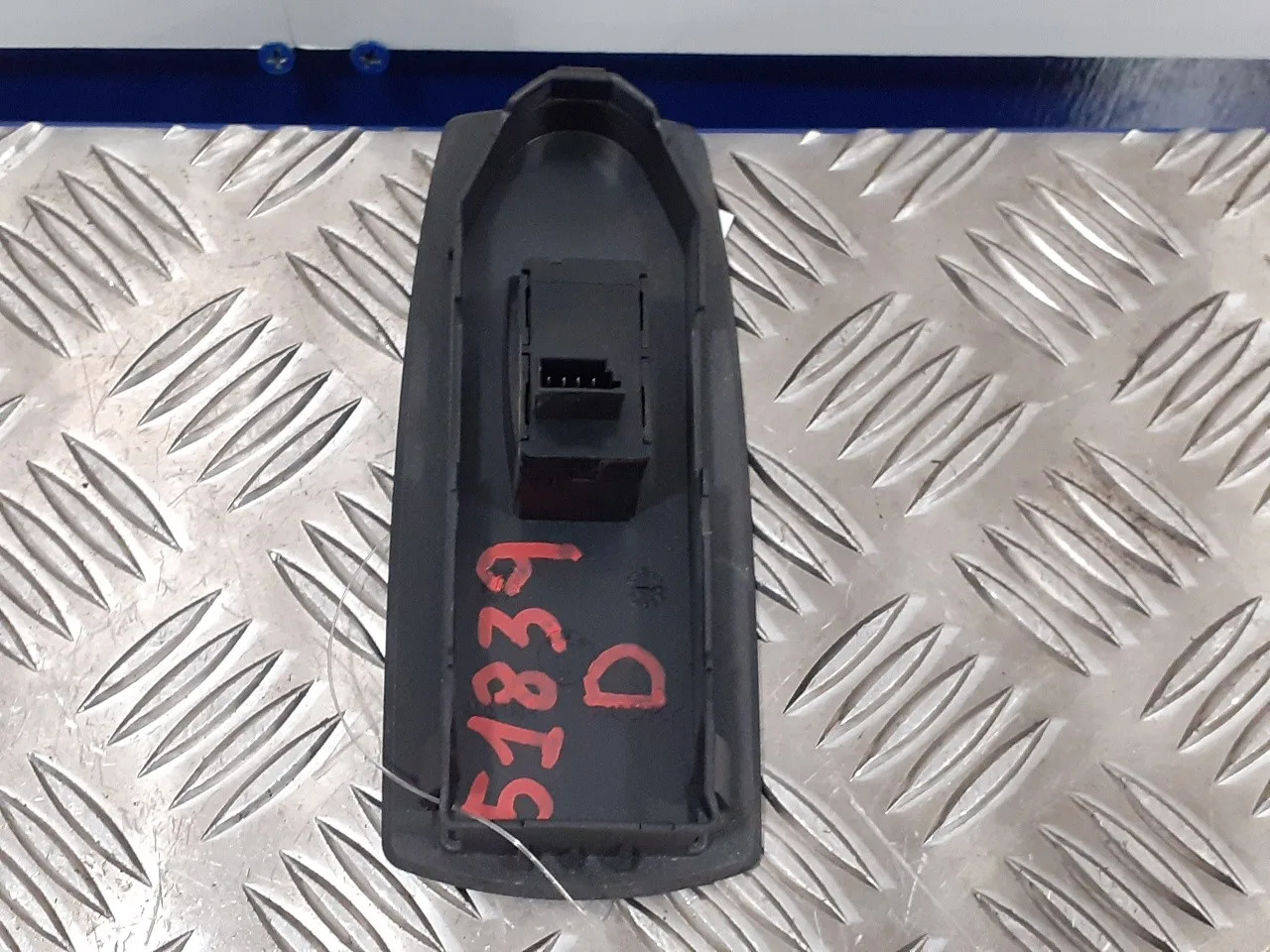 Mando Elevalunas Trasero Derecho para Bmw X3 (E83)
