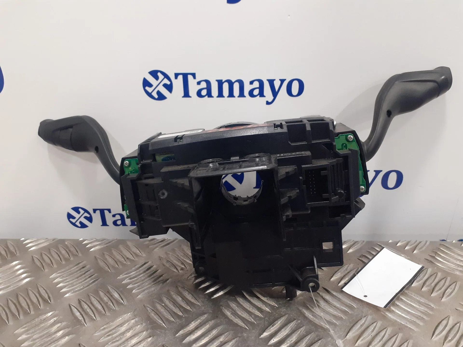 Mando Multifuncion para Ford Focus Turn. (Cb8)