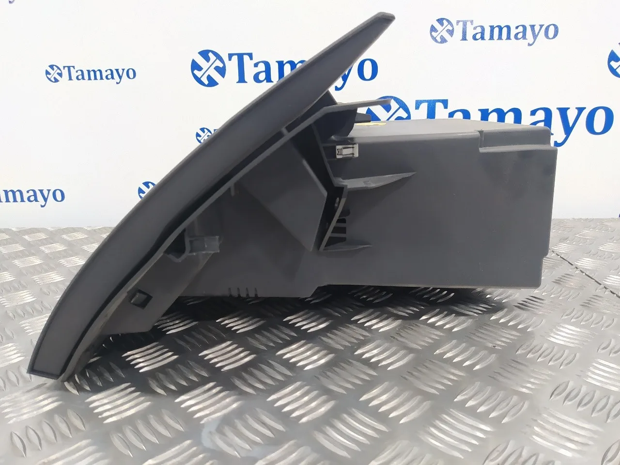 Guantera para Ford Focus Turn. (Cb8)